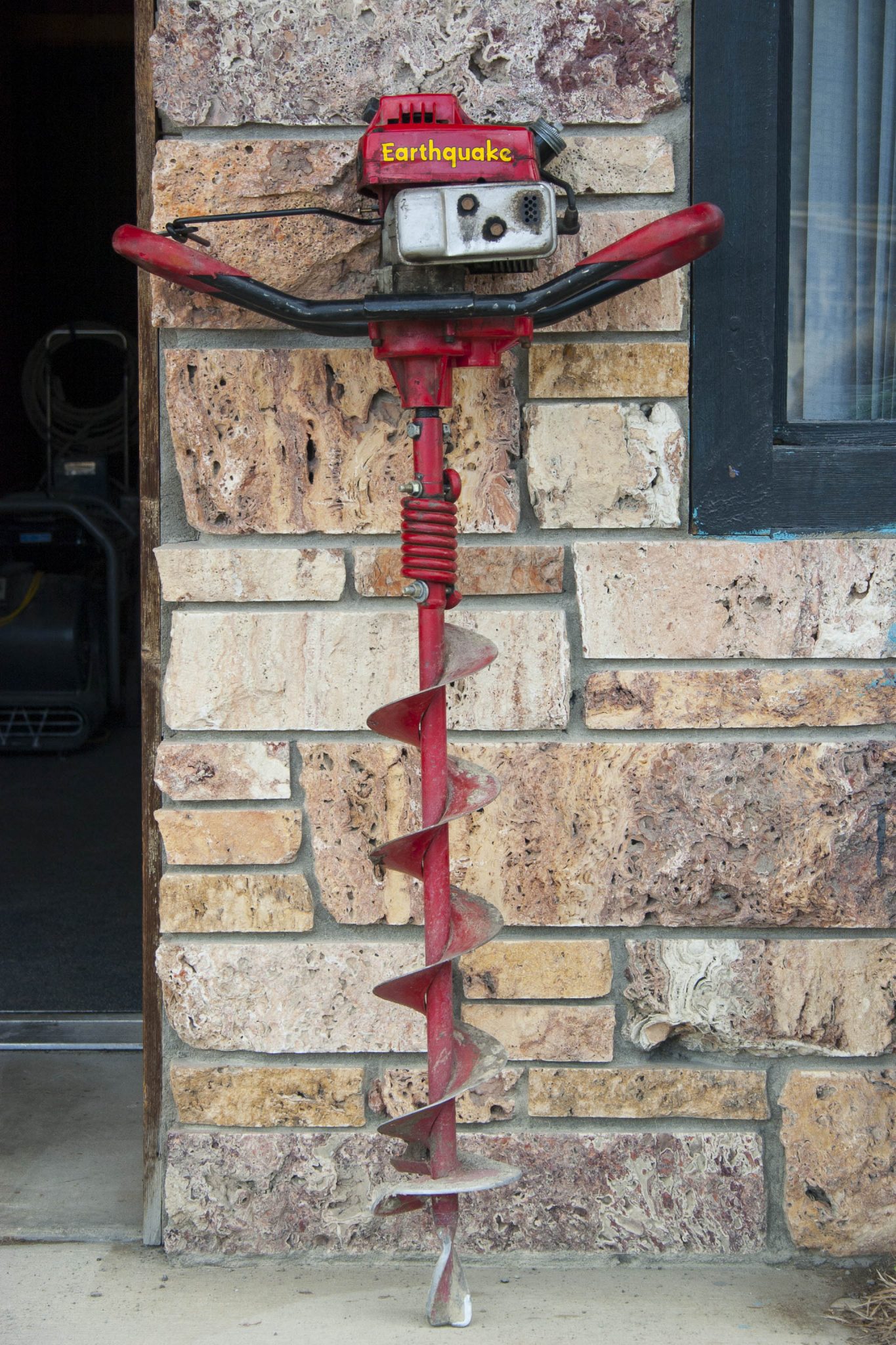 One Man Auger North 93 Rentals