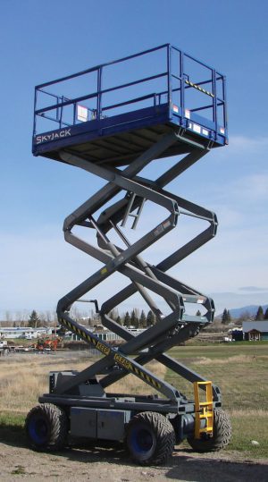 Skyjack 4WD Scissor Lift