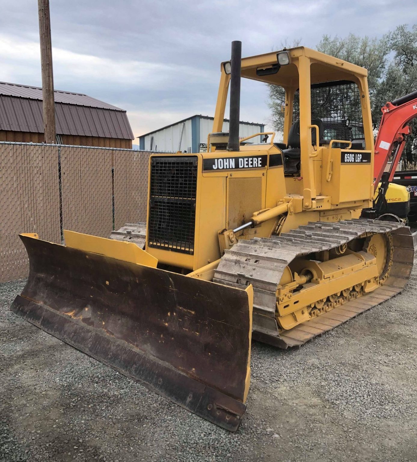 john-deere-650g-lgp-dozer-north-93-rentals