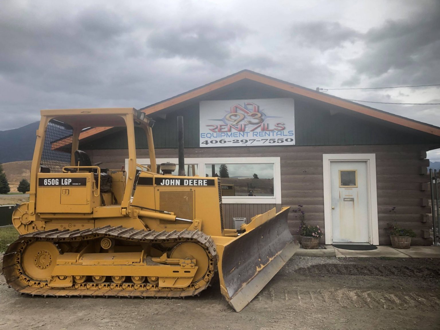 John Deere 650G LGP DOZER North 93 Rentals